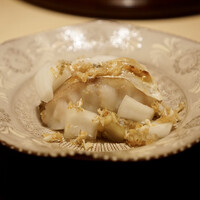 京味 もと井 - 甘鯛うろこ焼き　新たまねぎ　焼き茄子