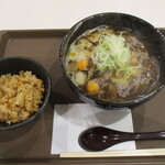 美唄 そば 大地 - 料理写真:とりモツそば(とりめしセット)！