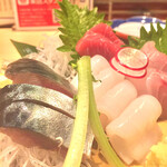 居酒屋 矢三朗 - う・・・美しい。珍しい生の金華鯖様