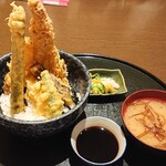 げんぱてい - 名物、タワー天丼！