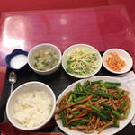 山西亭 - 2020/12 肉とニンニクの芽炒め