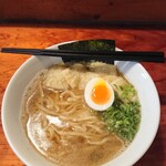 浜堂ラーメン - 濃い煮干そば(平麺)
