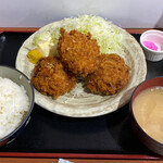居酒屋大学 - ②手づくりメンチカツ定食