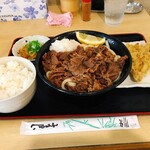 本格さぬきうどん　穂乃香 - 肉ぶっかけ冷　1,5玉　えのきの天ぷら　ごはん並