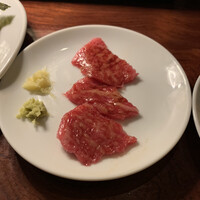 カルネジーオ イースト - 