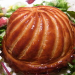 レフェルヴェソンス - アップルパイの様に＃5～　フランスシャラン産鴨肉のラグー＆打木赤皮甘栗南瓜とヴァニラ・手長海老・フォアグラ・ズッキーニ・エストランゴンのジュを泡立て　ホウズキ・茄子・南瓜・牛蒡・トマトのサラダと共に