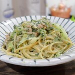 トリワイン ＰＩＫＯＳＨＨＨＵ - バジルのパスタ