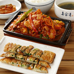猪肉韩式寿喜锅&韩式蔬菜煎饼套餐