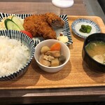 nikudoufutoremonsawa-taishuushokudouyasubee - 牛タンメンチカツ定食 823円