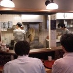 Edobori Kida Sanuki Udon - 店内で待ってます・・・