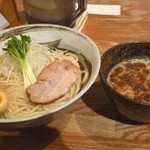 みつ星製麺所 福島本店 - つけ麺 大盛り(750円)
