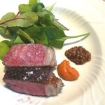 La Brianza - とてもおいしかったからもう一枚写真up しちゃいます♡ おいしかった余韻でしばらくニコニコ過ごせちゃう(⌒0⌒)／♪♪ 毎回その時々お肉は個性的ということもあり特別感すごい☆ サシも赤身も大好きです！