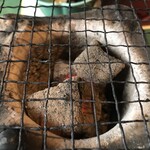 飛騨古川　料亭旅館　八ツ三館 - 炭火: 朴葉焼き