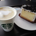 スターバックス・コーヒー - スターバックスラテ＆クッキー＆クリームシフォンケーキ！