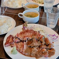 キャトルラパン -  キャトルラパン -