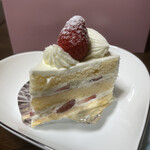 ラ パスティッチェリア アヤ - ストロベリーショートケーキ