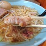 ラーメン 盛太郎 - ラーメン（中盛、野菜マシマシ、背脂少し）790円