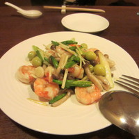 ぎをん桃庭 - 芝海老と野菜炒め