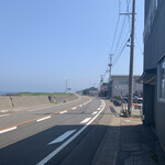 Toku ichi - 道の駅「うみてらす名立」の近くにあります。