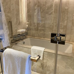 FOUR SEASONS HOTEL KYOTO - お風呂〜