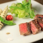 バール・エ・リストランテ・タブリエ - 山形和牛は柔らかく旨みが豊富な肉質！美味しさを閉じ込めるようグリル