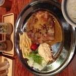 かつはな亭 - 事故でも起きたのか…冷え切ったポークソテーが…涙…