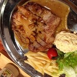 かつはな亭 - 事故でも起きたのか…冷え切ったポークソテーが…涙…