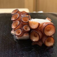 日本橋蛎殻町 すぎた - 塩ゆでにした佐島の真蛸