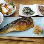 GOTO RAYA - 日替わり定食
      焼き塩サバ