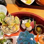 おもてなし料理 華れん - 天ぷら、刺身、小鉢