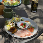 毛利 Salvatore Cuomo - サラダ&デリプレート