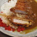 Tonkatsu Bonchi - 食べ応えのある、分厚いトンカツ。