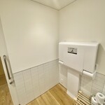 サーティーナインカフェ - トイレにはオムツ台もご用意しております。