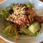 和華 - 蒸し鶏とトマト　きゅうりのサラダ