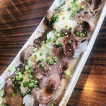 個室居酒屋　座楽 - 牛タンの炙り。これは美味い