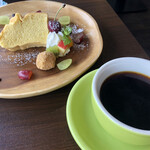 カフェ・ナカニワ - ケニア、パウンドケーキ
