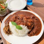 MARE - 牛すじカレー。880円