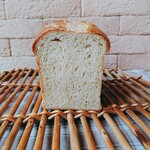 天然酵母パン 晴ぱん - 黒糖食パン