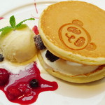 フラッグス・カフェ - さくらパンダ＊パンケーキ（アップ、2012年9月）