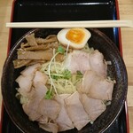 ラーメン庵 福一本陣 - 冷やしつけ麺の麺