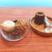 ナベノ-イズム - ★8「日本堤　バッハコーヒーと駒形をイメージした小菓子」