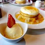 ラ・ポーズの森 カフェ ラ・ポーズ - 