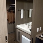 ドーミーイン - クイーンダブルルーム（禁煙）部屋から入り口方向です