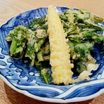 茜坂大沼 - 天ぷら　春菊・ヤングコーン