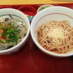 なか卯 - 刺身しらすと生桜海老丼