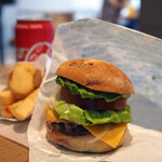 YAMBURGER - 