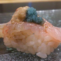 鮨 八や - ボタン海老？