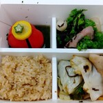 パリヤ - DELI BOX(弁当) 1,242円 ♪