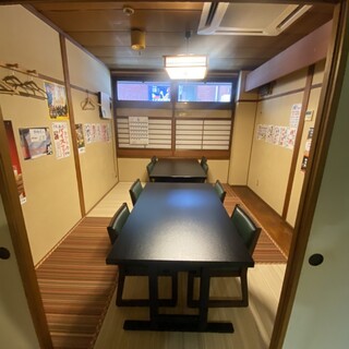 【好評】舒適的椅子包廂，讓您盡情享受宴會！