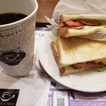 カフェ・ド・クリエ - コーヒーとサンドのセット  830円